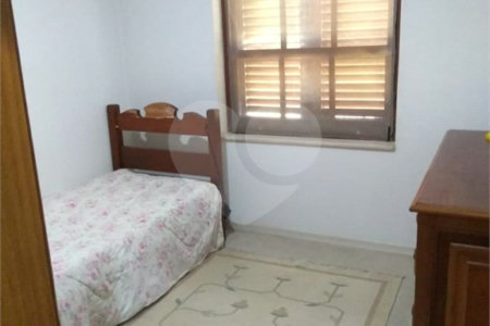 Casa à venda com 3 quartos, sendo 1 suíte, no Centro, Vinhedo, SP