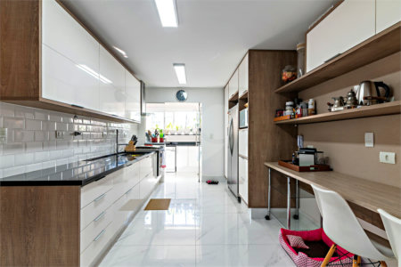 Apartamento à venda com 3 quartos, sendo 1 suíte, em Alto da Boa Vista, São Paulo, SP