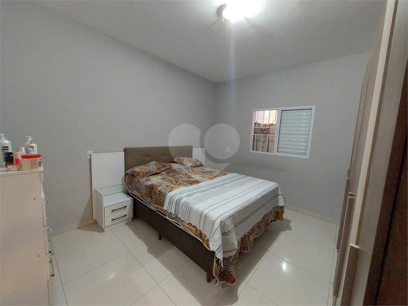 Casa à venda com 2 quartos em Jardim Novo Mundo, Várzea Paulista, SP