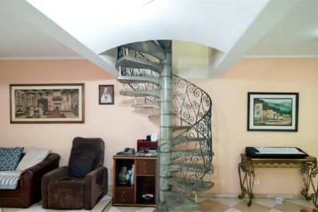 Casa para venda e locação no Campo Belo de 120M² com 3 dormitórios, 1 suíte e 3 vagas
