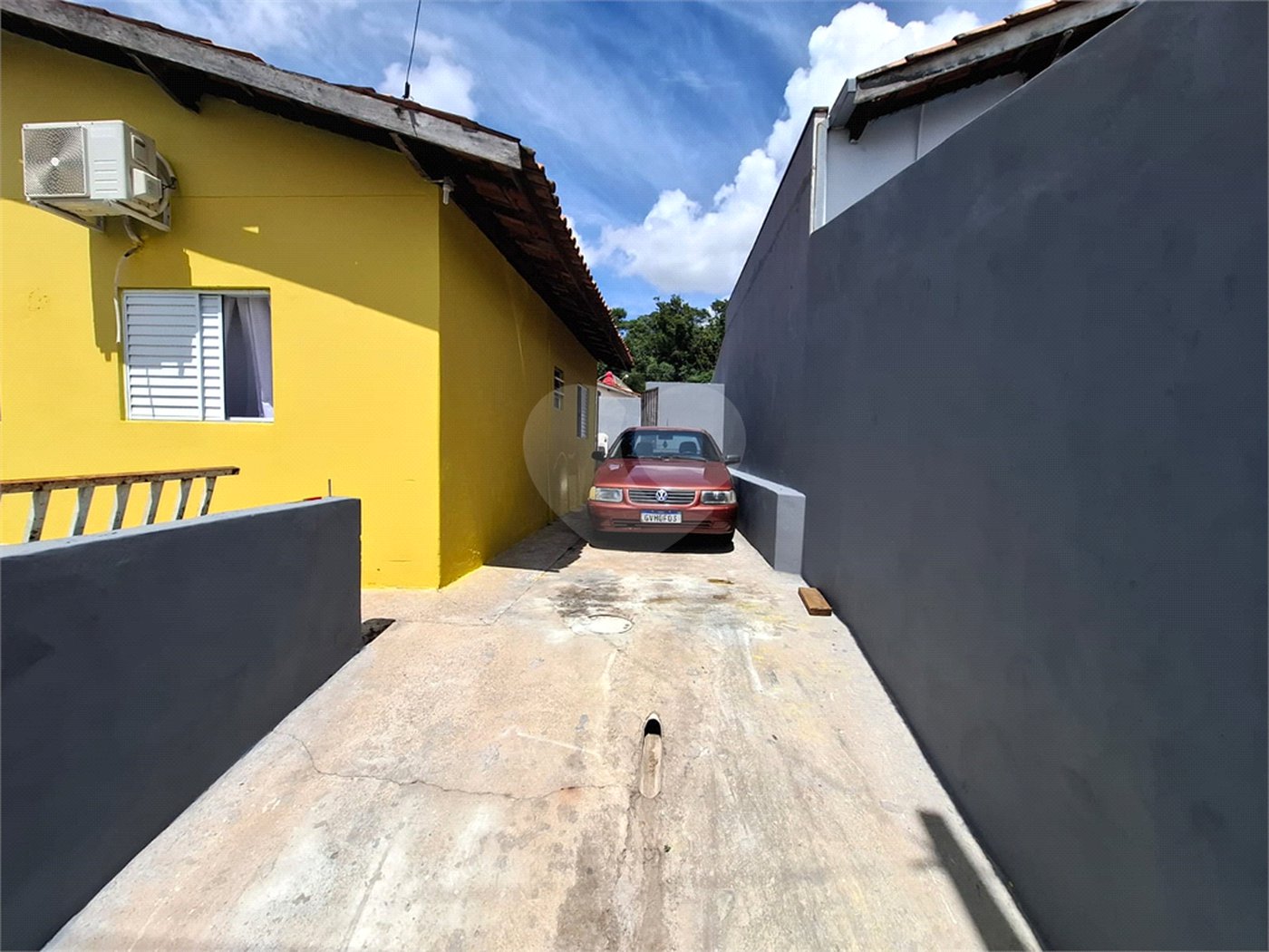 Casa à venda com 2 quartos em Popular III, Louveira, SP
