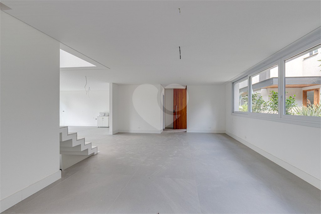 Casa à venda com 4 suítes no condomínio Vila Arese, São Paulo - SP