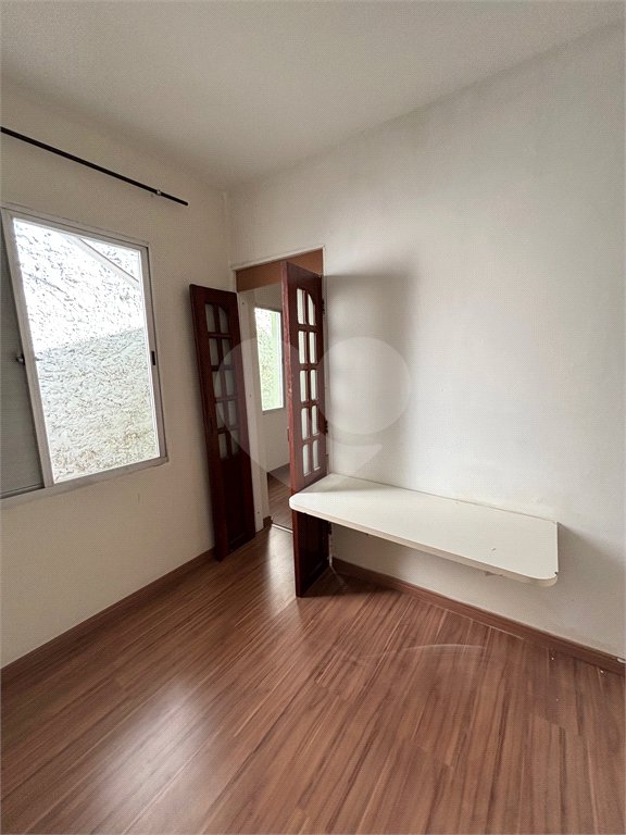 Sobrado à venda com 3 quartos em Vila Mazzei, São Paulo, SP