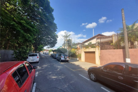 Casa à venda com 3 quartos no Centro, Vinhedo, SP