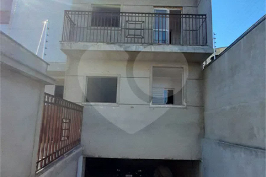 Casa à venda com 2 quartos no condomínio Residencial Luta, São Paulo - SP