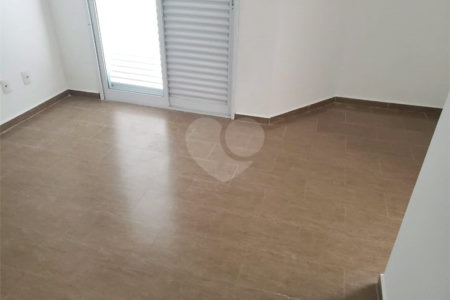 Casa à venda com 3 suítes em Parada Inglesa, São Paulo, SP