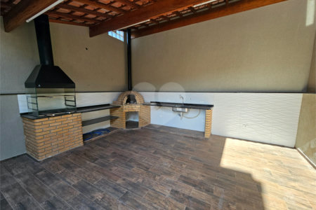 Casa à venda com 3 quartos, sendo 1 suíte, em Jardim Maristela, Atibaia, SP