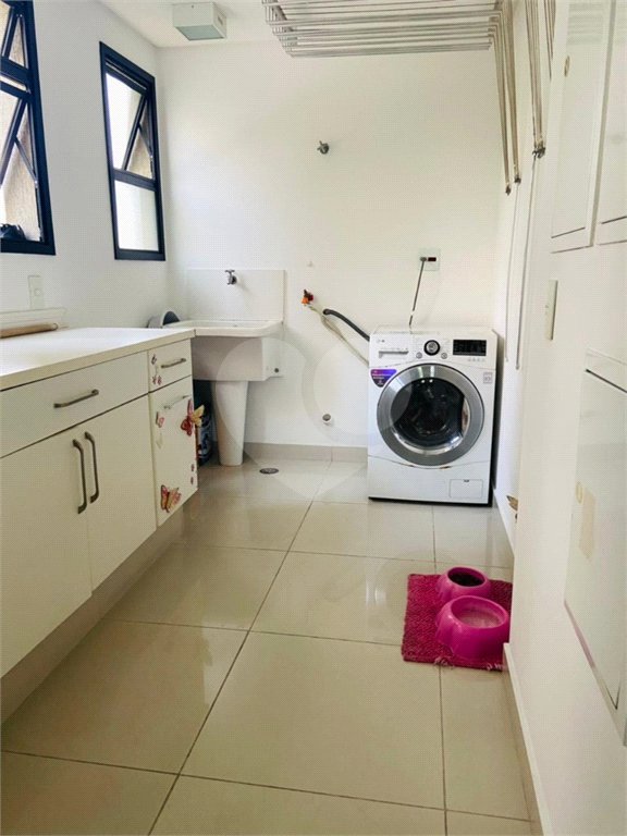 Apartamento com 170m² , 2 dormitórios , sendo 2 suítes , 3 vagas , à venda no bairro Jardim , em Santo André.