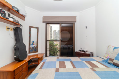Apartamento à venda com 4 quartos, sendo 2 suítes, em Campo Belo, São Paulo, SP