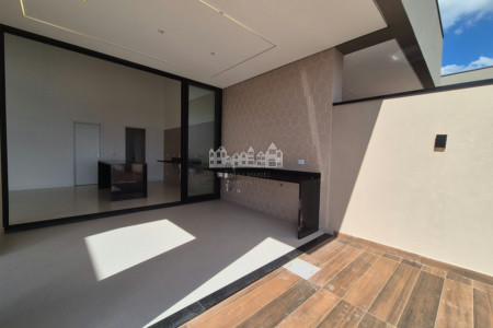 Casa térrea moderna com piscina privativa à venda no Jardim dos Pinheiros, em Atibaia