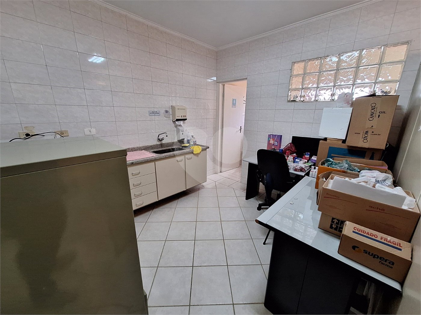 Casa à venda com 3 quartos, sendo 1 suíte, em Jardim Vergueiro, Sorocaba, SP