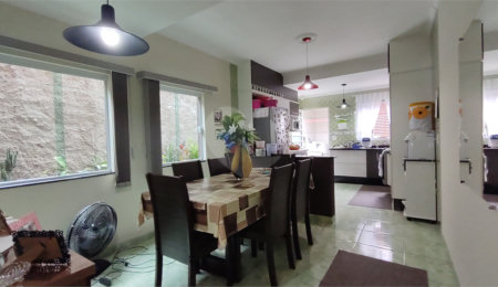 Casa à venda com 2 quartos, sendo 1 suíte,  em Jardim São Lourenzo, Sorocaba, SP