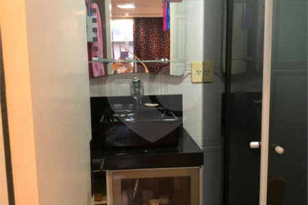 Apartamento à venda com 2 quartos em Jardim Dayse, Ferraz de Vasconcelos, SP