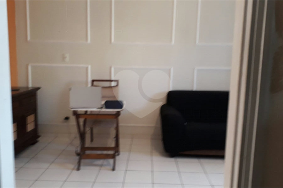 BELA CASA 274 M² C/ 3 QUARTOS 1 SALA 1 COZINHA 3 BANHEIROS 2 VAGAS Para Estacionamento coberta P/ VENDA NA V N Cachoeirinha