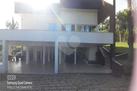 Casa à venda com 4 suítes no condomínio Residencial Vale das Laranjeiras, Indaiatuba - SP