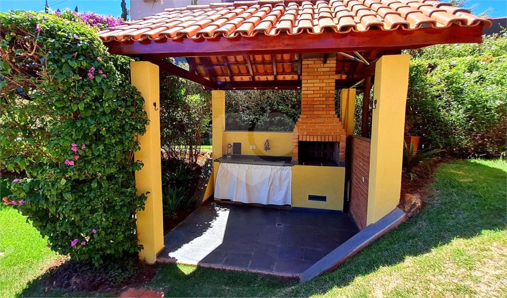 Casa à venda com 4 quartos, sendo 2 suítes, no condomínio Santo Antonio I, Itu - SP