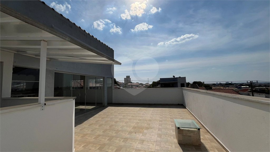 Sobrado à venda com 4 quartos, sendo 1 suíte, em Jardim Ana Maria, Sorocaba, SP
