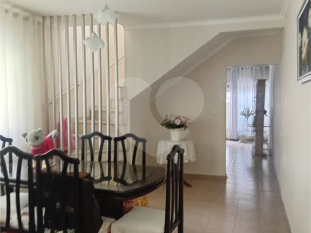 Sobrado à venda com 3 quartos, sendo 1 suíte,  em Tremembé, São Paulo, SP