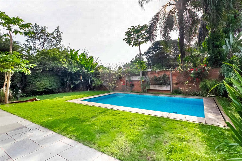Casa à venda com 4 suítes em Vila Madalena, São Paulo, SP