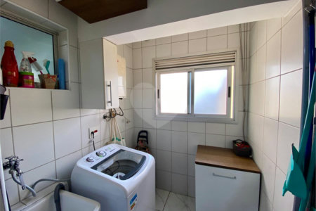 Apartamento à venda com 3 quartos, sendo 1 suíte,  em Saúde, São Paulo, SP