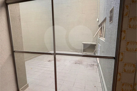 Sobrado à venda com 4 quartos no Centro, Salto, SP