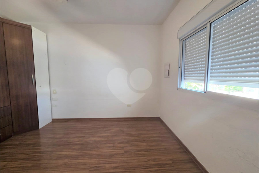 Sobrado à venda ou para alugar com 3 quartos, sendo 2 suítes,  em Vila Lucia, São Paulo, SP