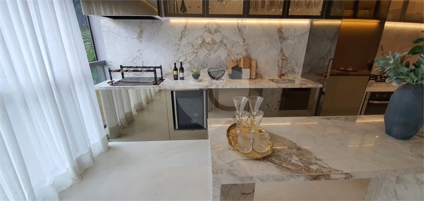 Apartamento à venda com 3 suítes em Brooklin Paulista, São Paulo, SP