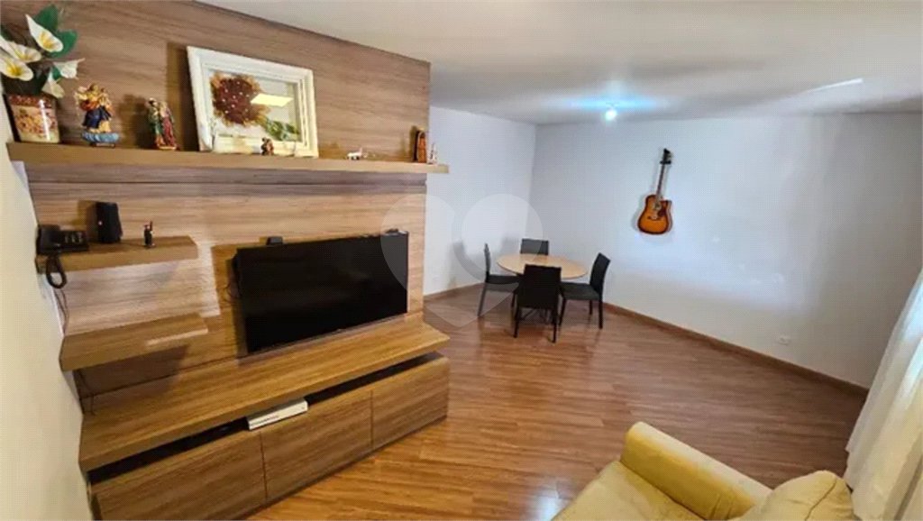 Casa à venda com 3 quartos, sendo 1 suíte, em Loteamento Residencial Vista Linda, São José dos Campos, SP