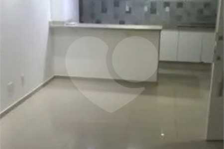Casa à venda com 4 quartos, sendo 1 suíte, no condomínio River Plate, Rio de Janeiro - RJ