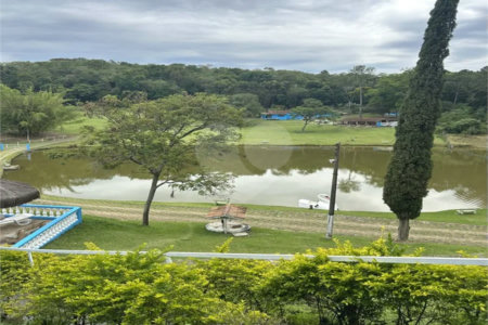 Sítio à venda com 5 quartos, sendo 2 suítes,  em Marmeleiro, São Roque, SP