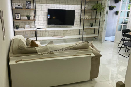 Casa de Vila à venda com 2 quartos, sendo 1 suíte, em Silveira, Santo André, SP