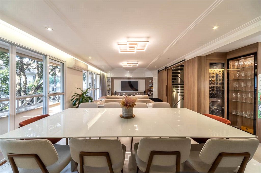 Casa à venda com 4 suítes no condomínio Ville Bosqueé, São Paulo - SP
