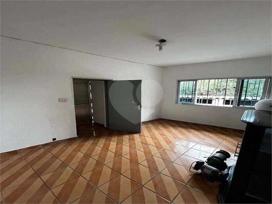 Sobrado à venda com 3 quartos em Americanópolis, São Paulo, SP