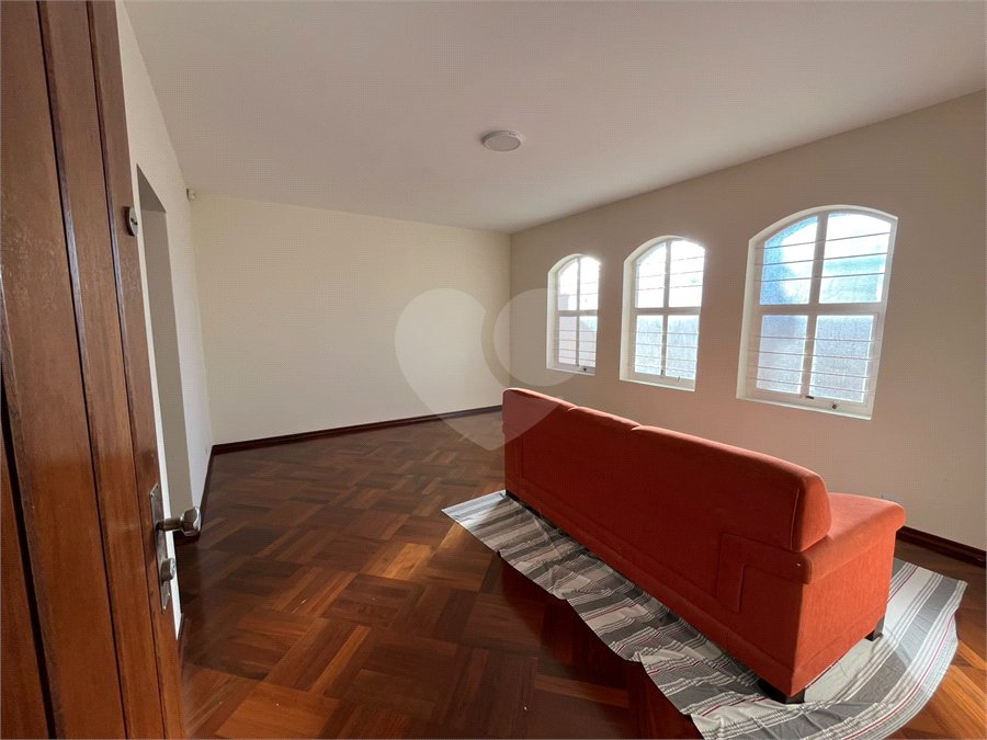 Casa à venda com 3 quartos, sendo 1 suíte, em Jardim Itália, Itapetininga, SP