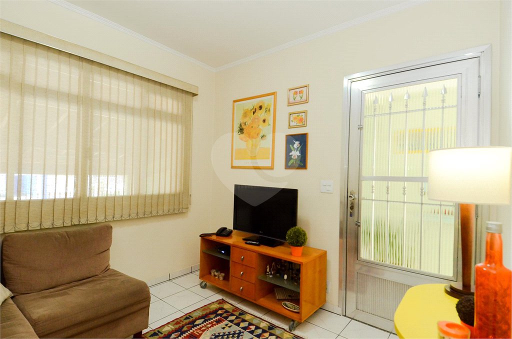 Casa à venda com 4 quartos, sendo 1 suíte, em Jardim Nova Taboão, Guarulhos, SP