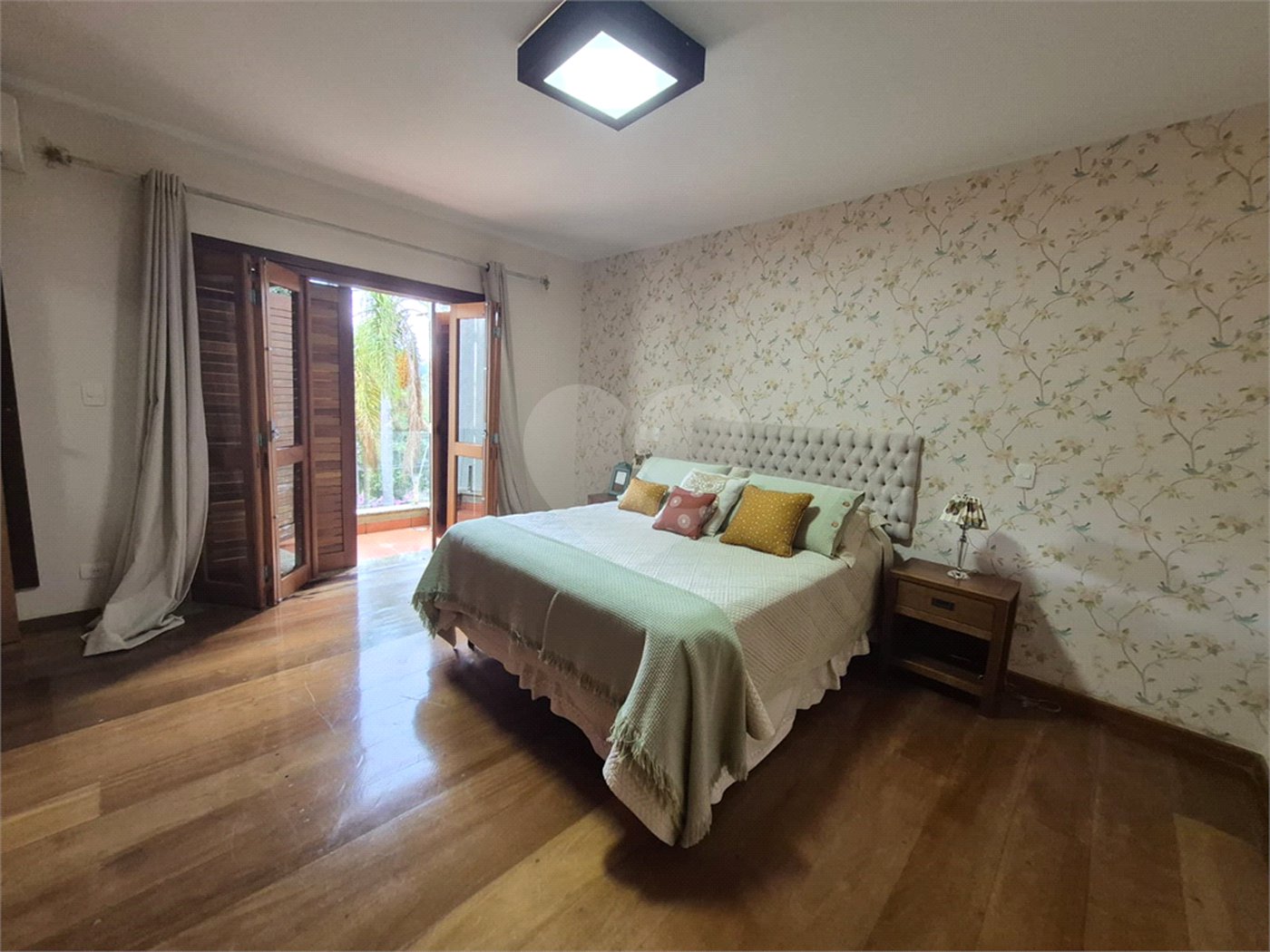 Casa à venda com 3 suítes no condomínio Sausalito, Mairiporã - SP