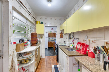 Sobrado à venda com 3 quartos, sendo 1 suíte, em Alto da Boa Vista, São Paulo, SP