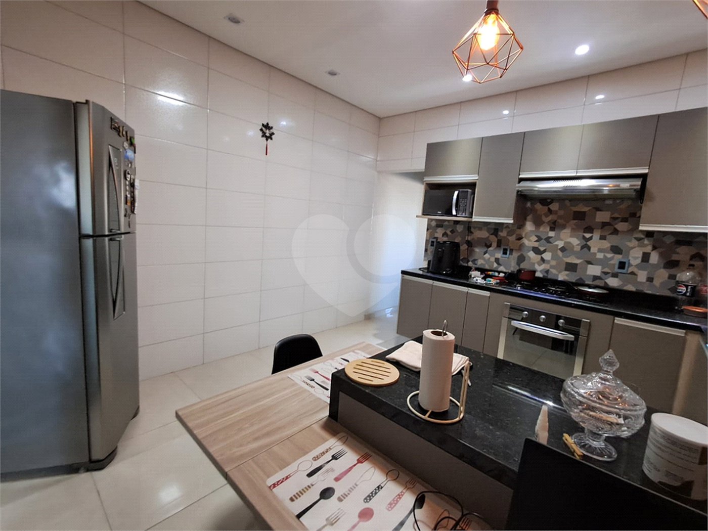 Casa à venda com 2 quartos em Vila Lavínia, Mogi das Cruzes, SP