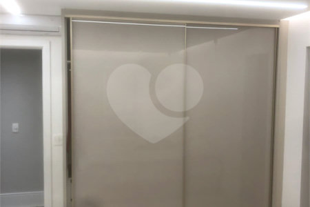 Apartamento à venda com 4 quartos, sendo 2 suítes, em Vila Mariana, São Paulo, SP
