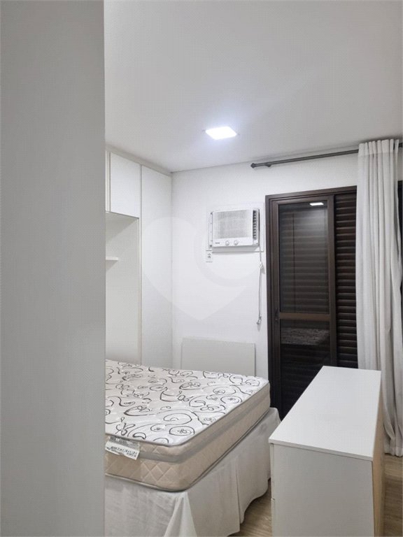 Flat à venda com 1 suíte em Moema, São Paulo, SP