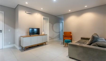 Apartamento à venda com 3 suítes em Jardim Prudência, São Paulo, SP