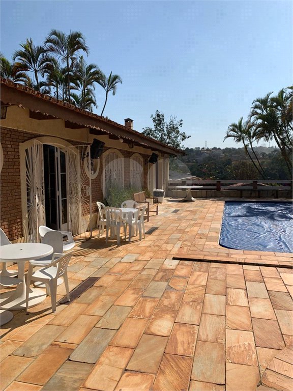 Chácara à venda com 4 quartos, sendo 1 suíte,  em Parque Residencial Atibaia, Atibaia, SP