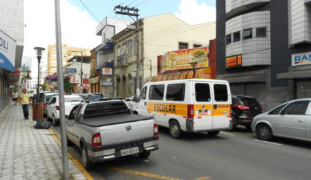 Casa à venda com 2 quartos no Centro, Serra Negra, SP