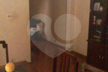 Sobrado à venda com 3 quartos em Vila Vitório Mazzei, São Paulo, SP