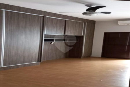 Casa à venda com 3 quartos, sendo 1 suíte, em Ipê, Três Lagoas, MS