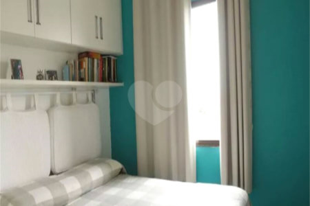 Apartamento à venda com 2 quartos em Vila Liviero, São Paulo, SP