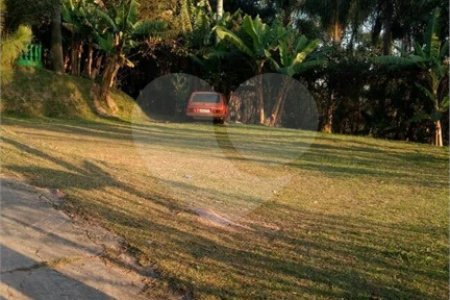 Chácara à venda com 8 quartos em Parque Piratininga, Itaquaquecetuba, SP