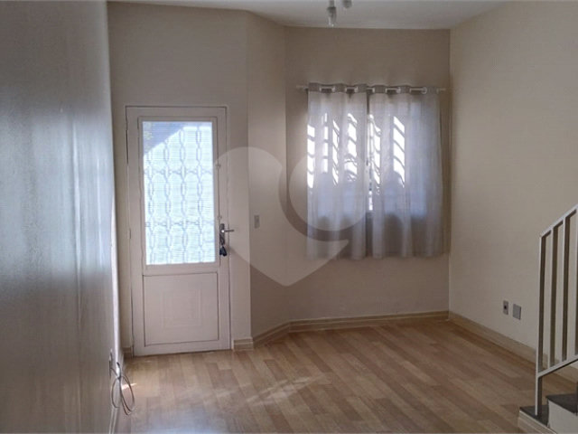 Casa à venda com 2 suítes no condomínio Morada do Sol, São Paulo - SP