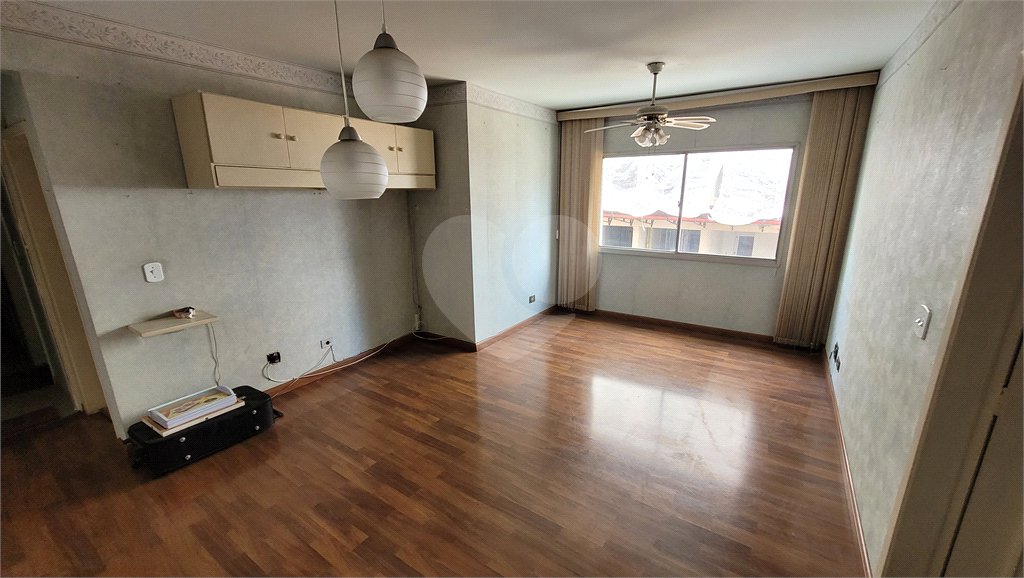 Apartamento à venda com 2 quartos, sendo 1 suíte,  em Vila Mariana, São Paulo, SP