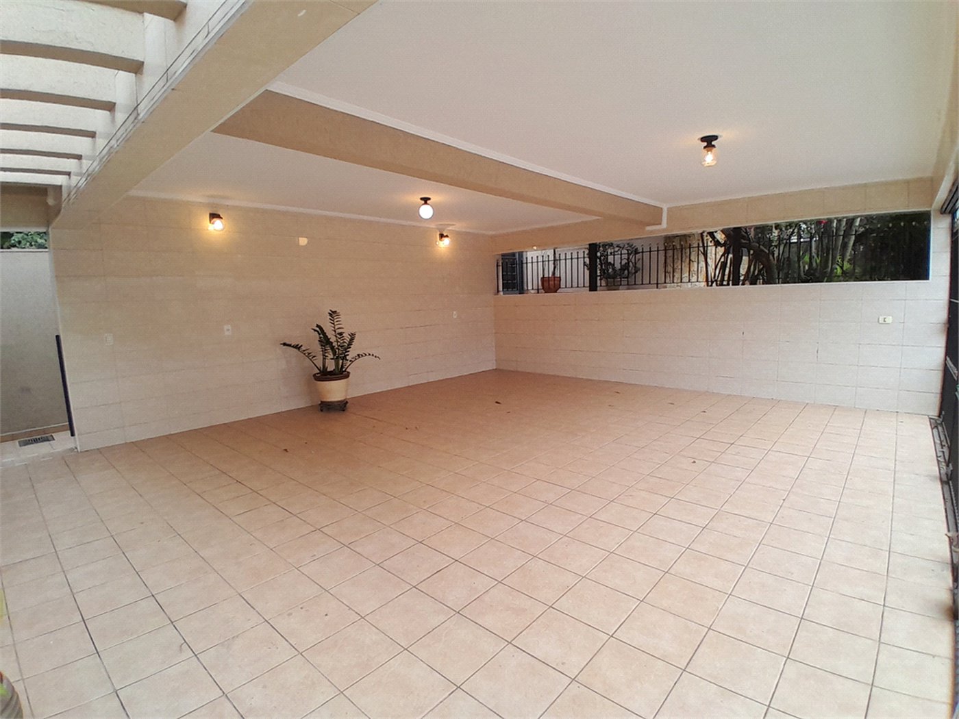 Casa Térrea à venda com 4 quartos, sendo 1 suíte, em Parque Continental, São Paulo, SP